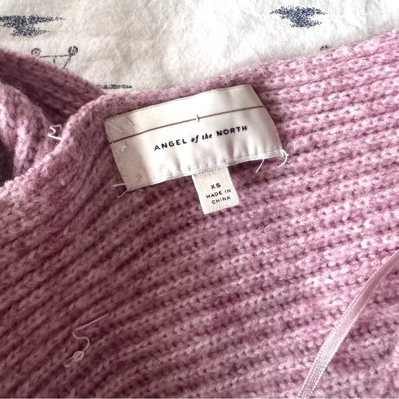 Reversible Knot Sweater by Angel of the North, Backless, Lowback - Picture 8 of 8